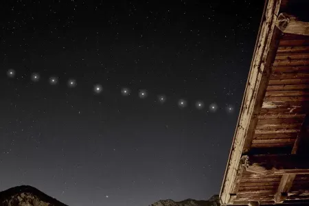 Daha 28 “Starlink” internet peyki orbitə çıxarıldı