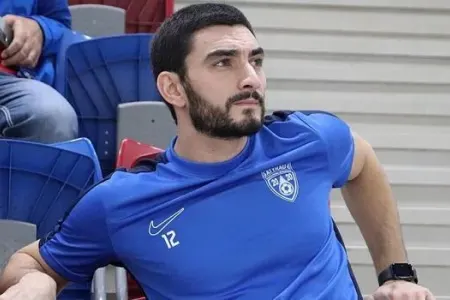 Millimizdə qalmaqal: - Baş məşqçi qapıçını niyə qovub?