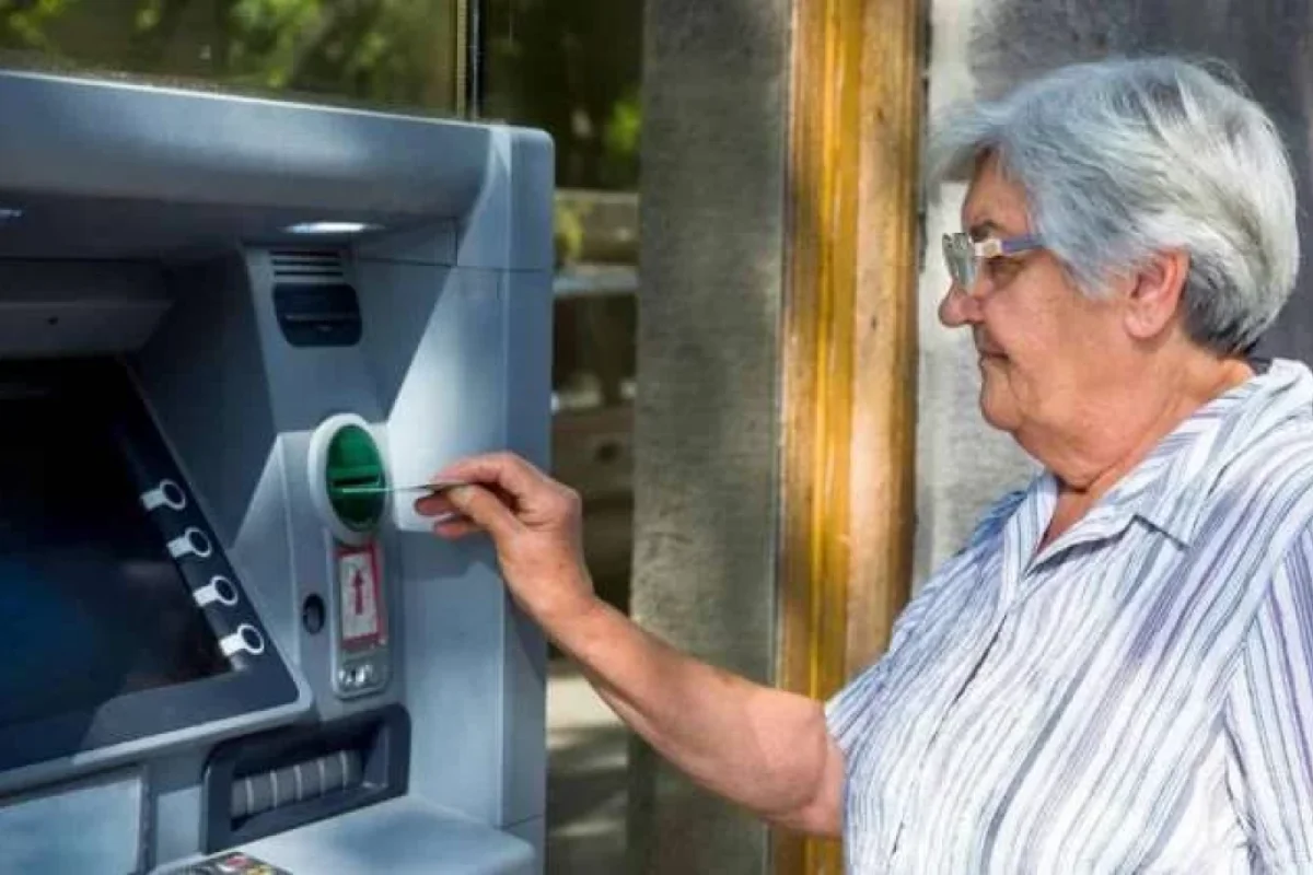 Aprelin pensiyası nə vaxt ödəniləcək? - RƏSMİ