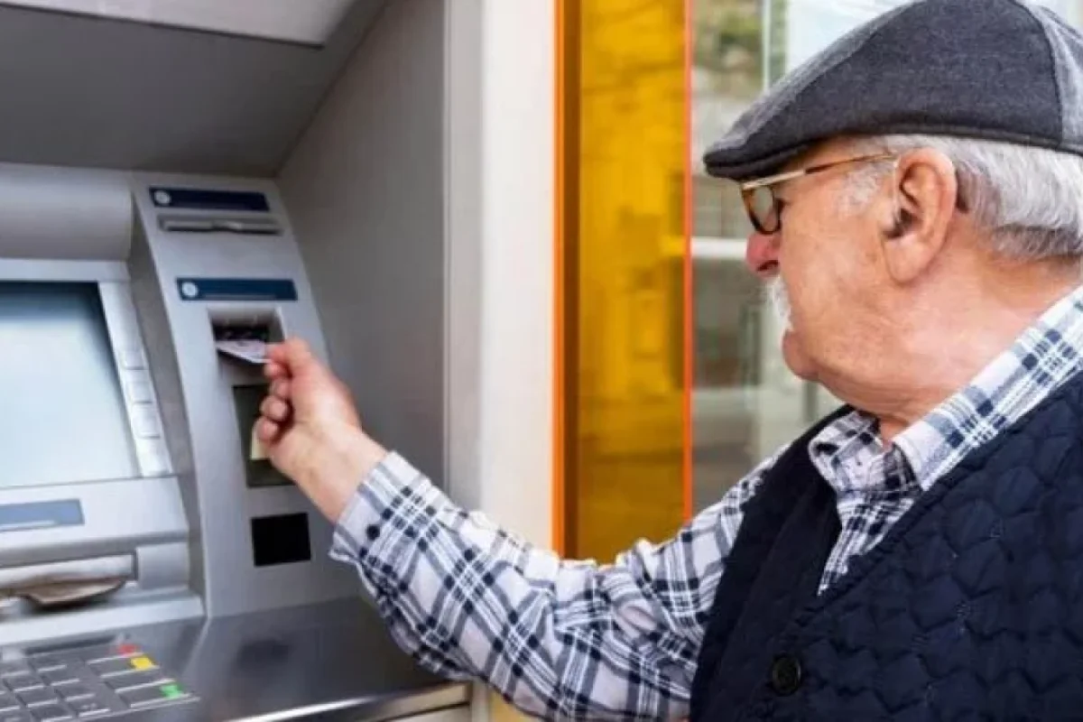 Pensiya yaşı AZALDILIR - – RƏSMİ