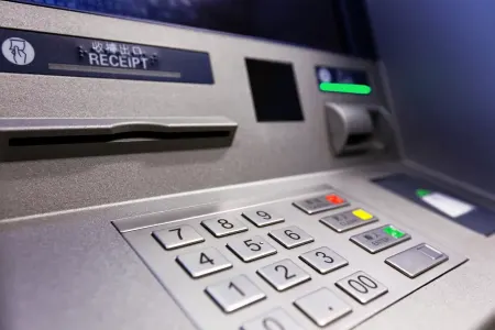 Bankomatlardan pul çıxarmaq mümkün olmayacaq: - Yeni qanun QÜVVƏYƏ MİNİR