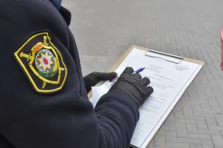 Polis hansı ərazilərdə siqaret çəkənləri cərimələyə bilər?