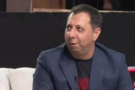 Elməddinə Eldəniz dedi, "özündən çıxdı" - VİDEO