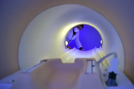 Titrəyişdən əziyyət çəkən kişi - sağaldı