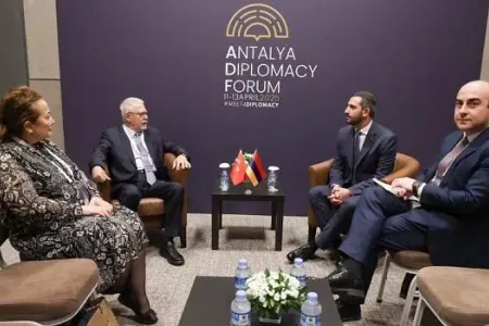 Ermənistan və Türkiyə nümayəndələri görüşdü