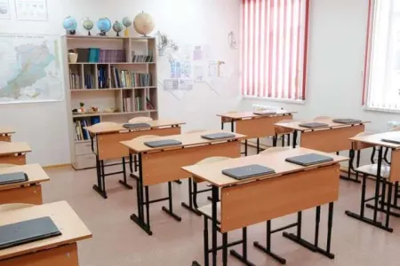 Orta məktəblərin statusu dəyişir?
