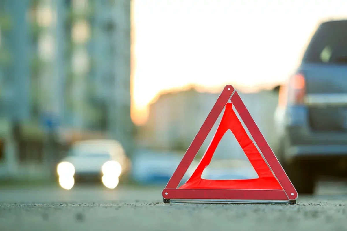 Kütləvi qəza nəqliyyatın hərəkətini iflic etdi