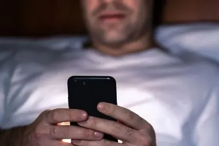 Ekran yuxunun keyfiyyətini pozur