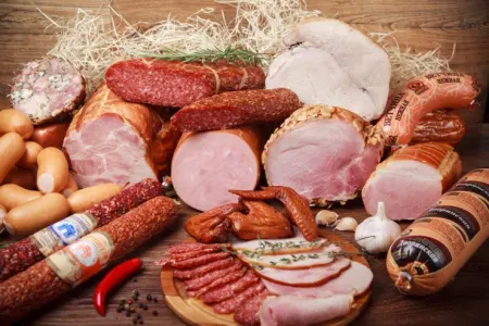 Görün kolbasalara nələr qatırlar – - DİQQƏTLİ OLUN!