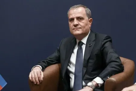 Azərbaycan və Suriya XİN başçıları telefonla danışdı