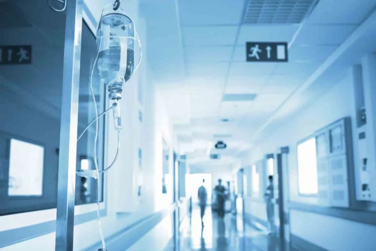 Doğuş zamanı kliniki ölüm keçirən ana dirildi