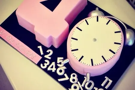 40 yaşı niyə QEYD etmək olmaz?