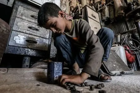 Bir ildə 71 uşaq işçi öldü