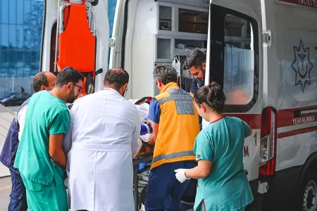 Əməkdar artistin efirdə halı PİSLƏŞDİ, - təcili yardım gəldi