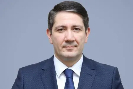 Anar Kərimov vəzifəsindən azad edildi