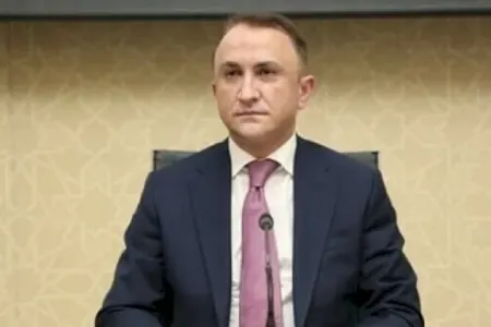 İcra başçısı bir ərazini iki şirkətə satdı - Qalmaqal düşdü
