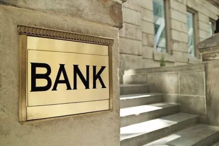 Bu bankın əməkdaşı qəzaya düşdü