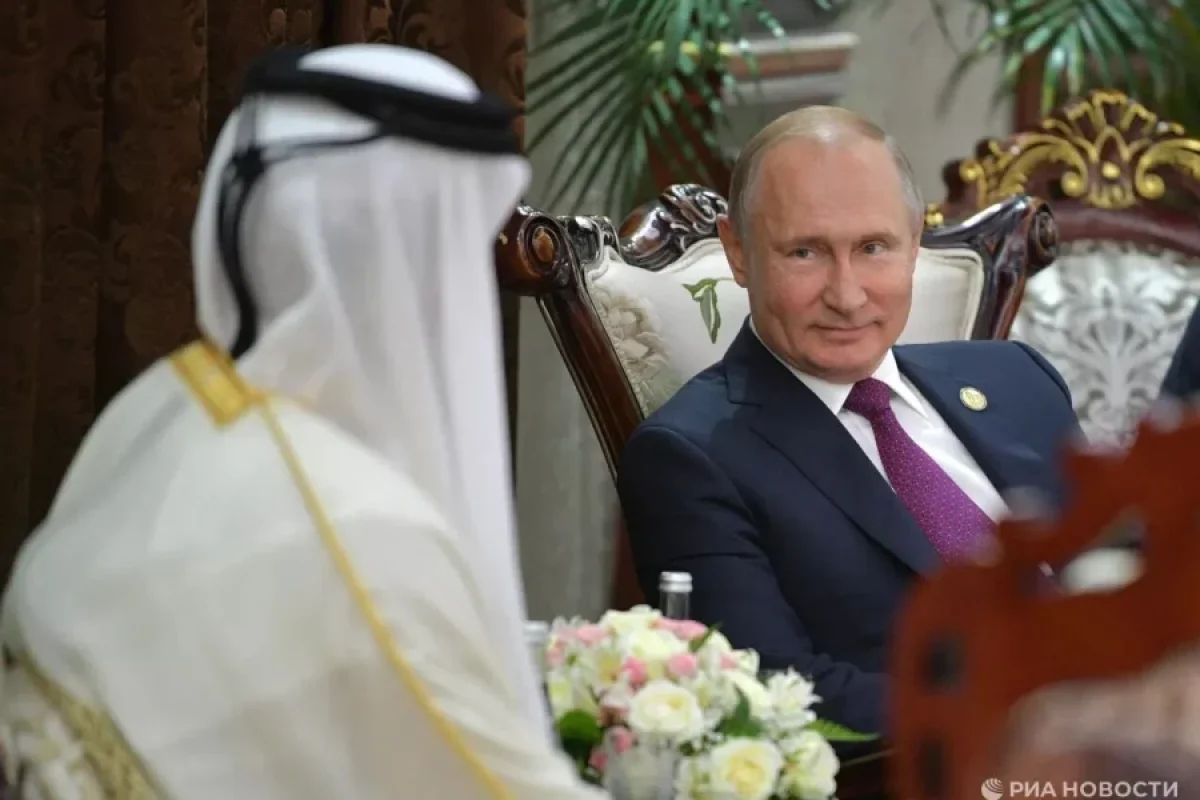 Putin və Qətər əmiri danışıqlara başladı