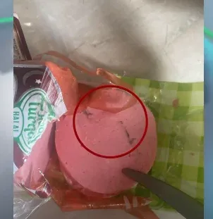 Bu dəfə görün kolbasadan nə çıxdı - FOTO