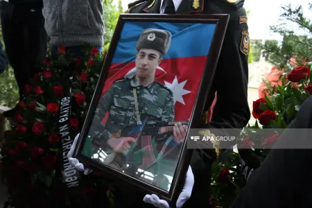 Şəhid Mübariz Hüseynov dəfn olundu – - FOTO