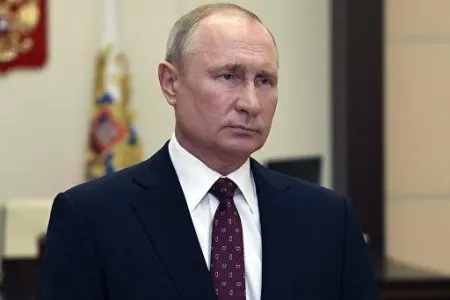 Putin Xameneiyə məktub göndərdi