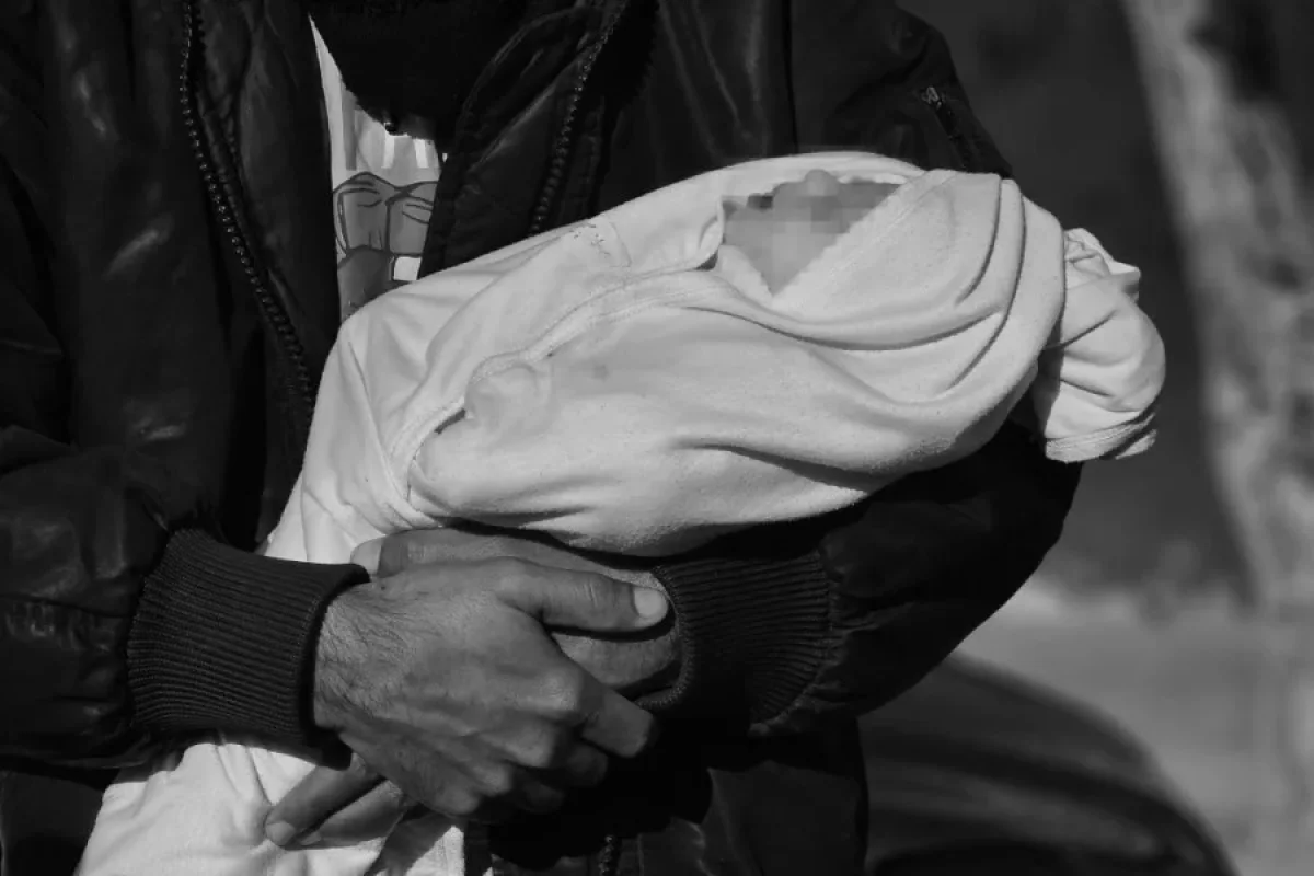 Qəzzada körpələr ölür...