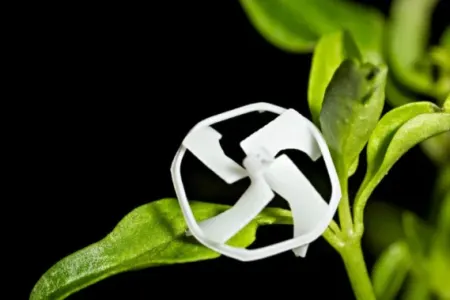 Ən kiçik simsiz uçan robot yaradılıb