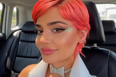 Hiss dəbdəbəli evini göstərdi - VİDEO