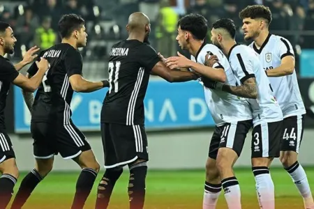 "Qarabağ" bu gün "Neftçi" ilə qarşılaşacaq