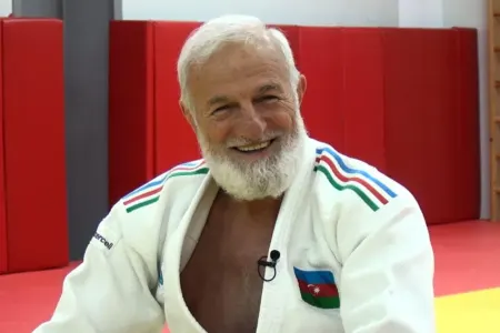 Dünyada cəmi 2 nəfərdir: - Hamı 65 yaşlı bu azərbaycanlıdan danışır