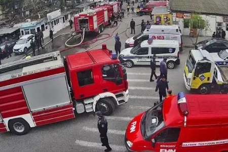 Bakıda yanğın: Bu ərazilərdə yollar bağlandı
