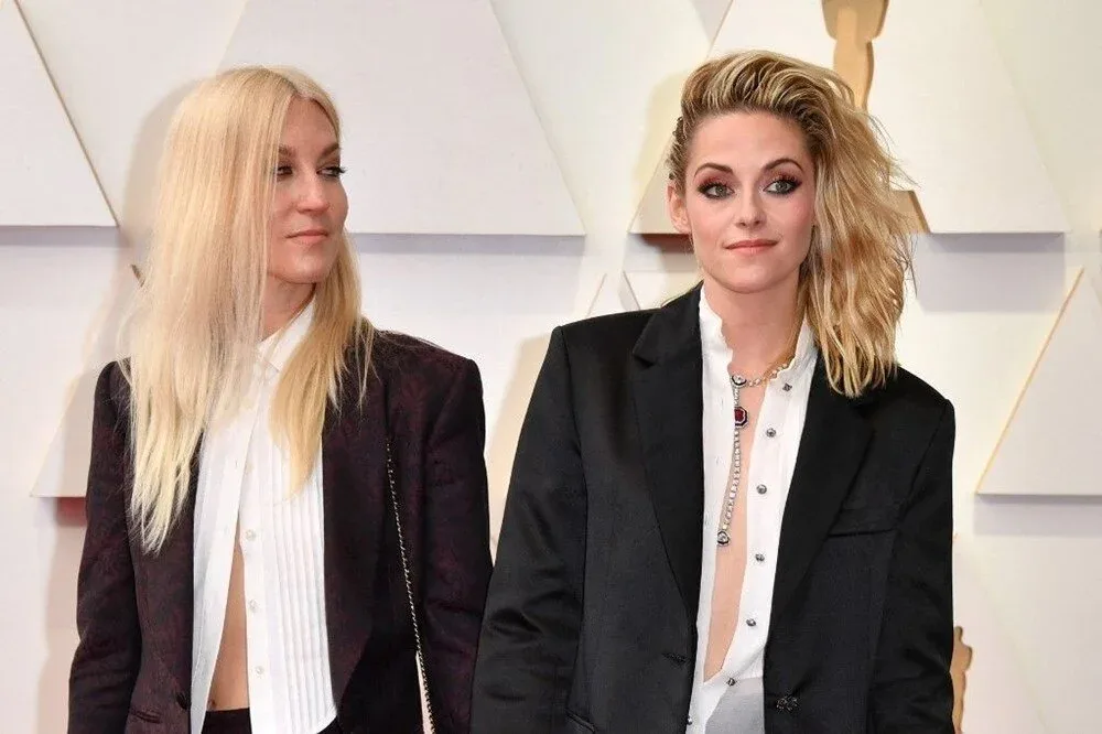 Məşhur aktrisa həmcinsi ilə - EVLƏNDİ - FOTO