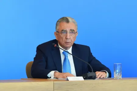 "Bu cür hallarla qarşılaşmağa 2 il hazır olmalıyıq" - Eldar Əzizov