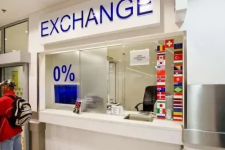 Dollar illər əvvəlki səviyyəyə qayıtdı