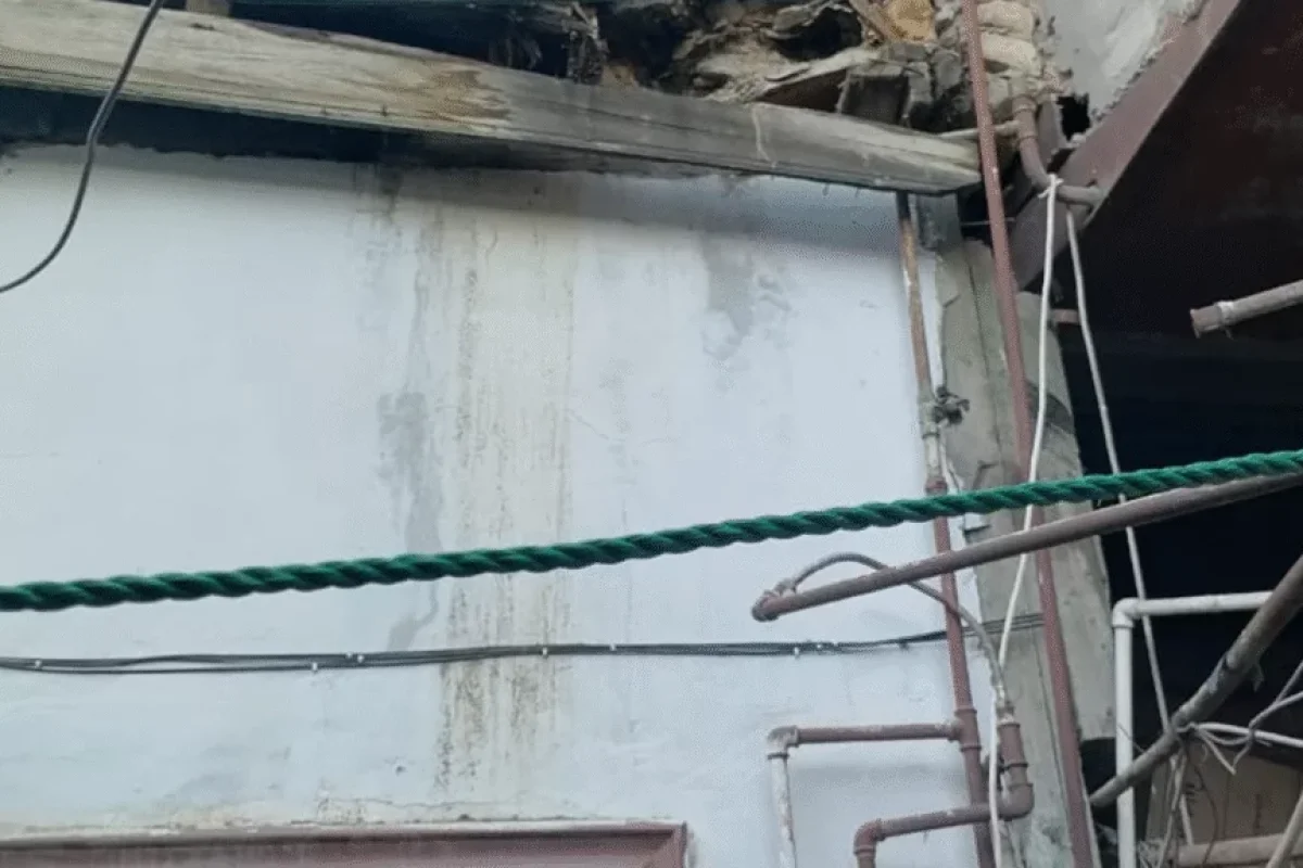 Yasamalda 150 illik ev uçur - ŞİKAYƏT + VİDEO