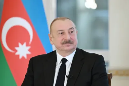 Prezident Çinin Sinxua agentliyinə müsahibə verdi