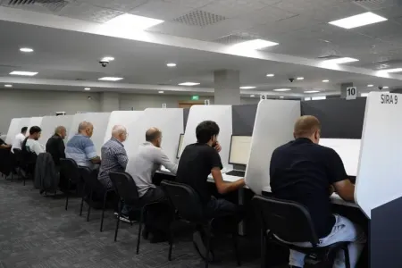 Taksi sürücüləri imtahan verəcək