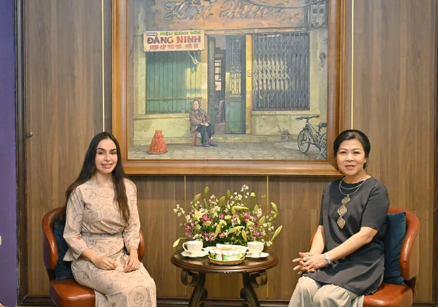 Leyla Əliyeva No Fon Li ilə görüşüb - FOTO