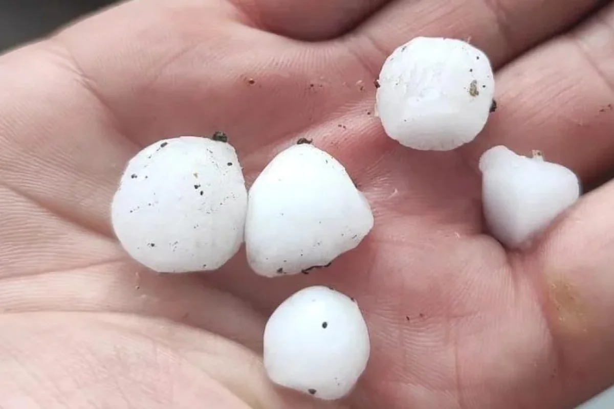 Güclü yağış və dolu yağdı - VİDEO