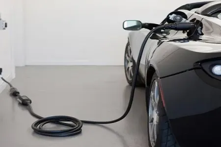 Azərbaycana gətirilən elektromobillərin sayı azaldı