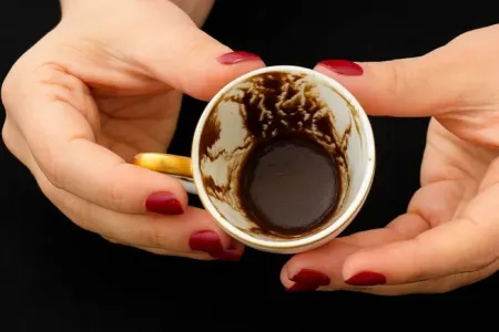 Süni intellektdə falına baxdı, - EVLİLİYİ BİTDİ