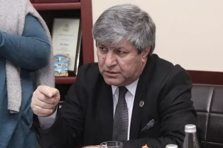 Əvəz Zeynallı azadlığa buraxıldı