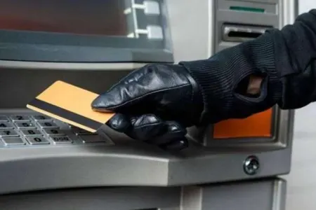 Bank kartlarından daha 20 min oğurlandı