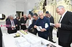 Şərurlu İsfəndiyar siyasətçi və yazarları bahalı restoranına topladı