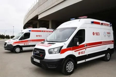Gəncədə 23 yaşlı oğlan bıçaqlandı