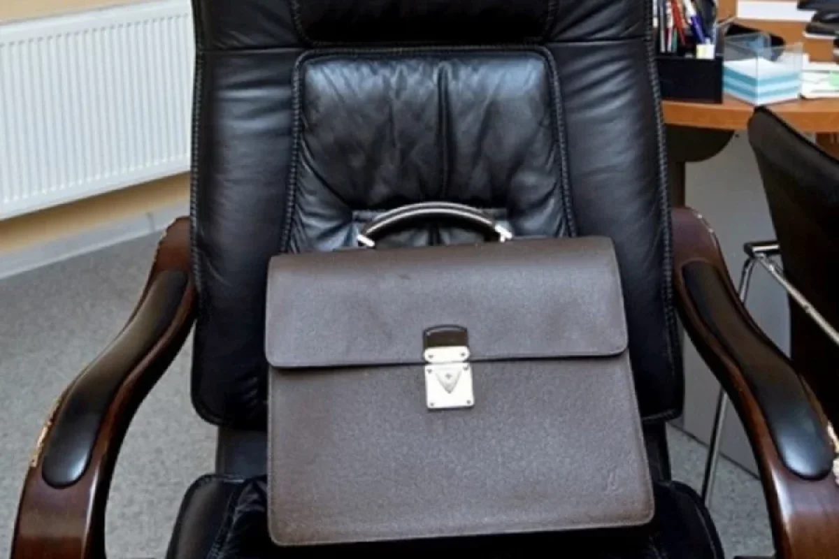 12 dövlət işçisi HƏBS EDİLDİ