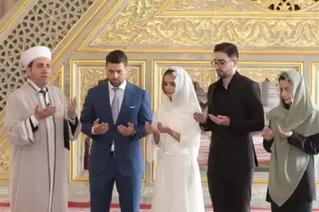 Müsəlman oldu və imam nikahı ilə evləndi - VIDEO