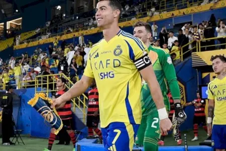Ronaldo futbol klubu alır