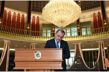 Bayramov Küveytdə Əl-Salam Saray Muzeyini ziyarət etdi - FOTO