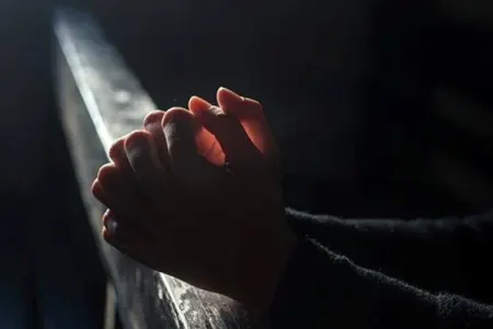 Bufet işçisi iki şagirdin - BAŞINA OYUN AÇDI